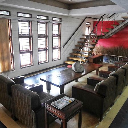 Rumah Tawa Hotel Syariah Bandung Exterior foto