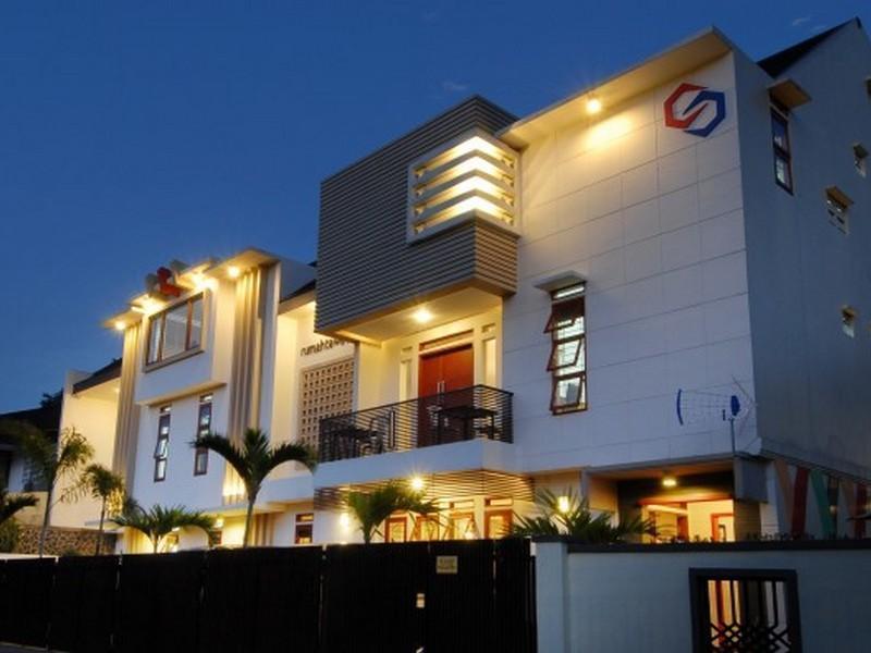 Rumah Tawa Hotel Syariah Bandung Exterior foto