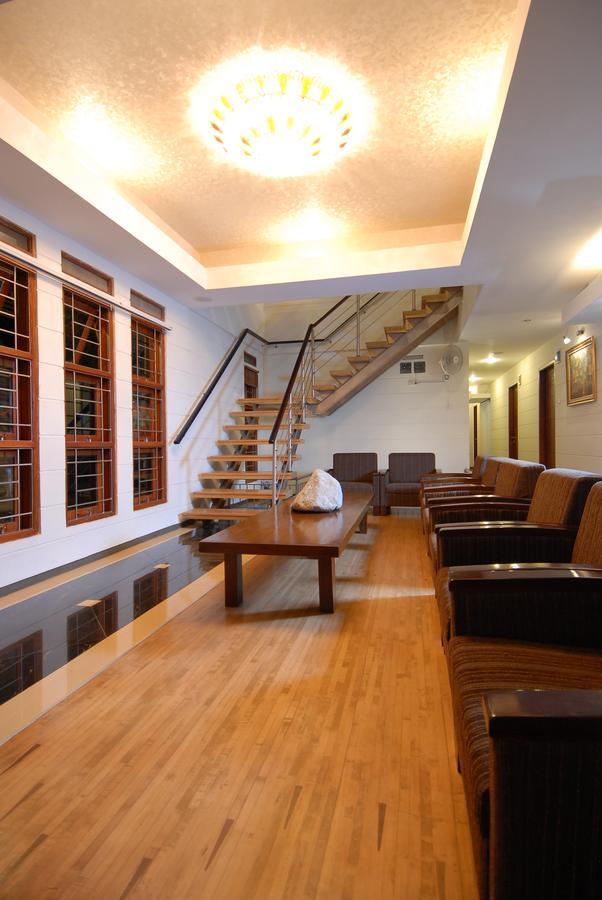 Rumah Tawa Hotel Syariah Bandung Exterior foto